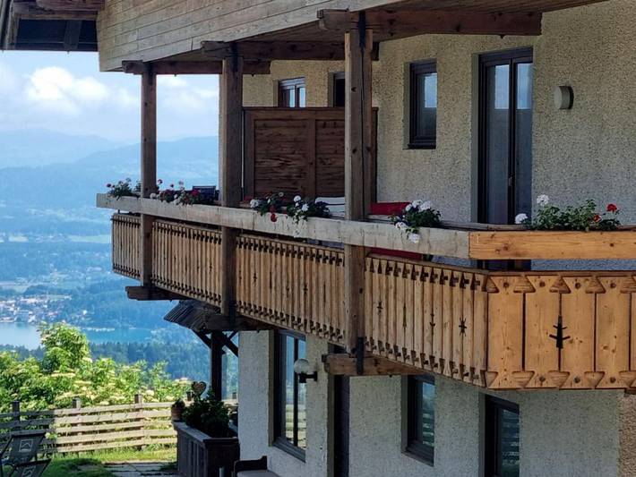 Hotel für 4 Personen, mit Balkon und Seeblick, mit Haustier in Finkenstein am Faaker See - 2