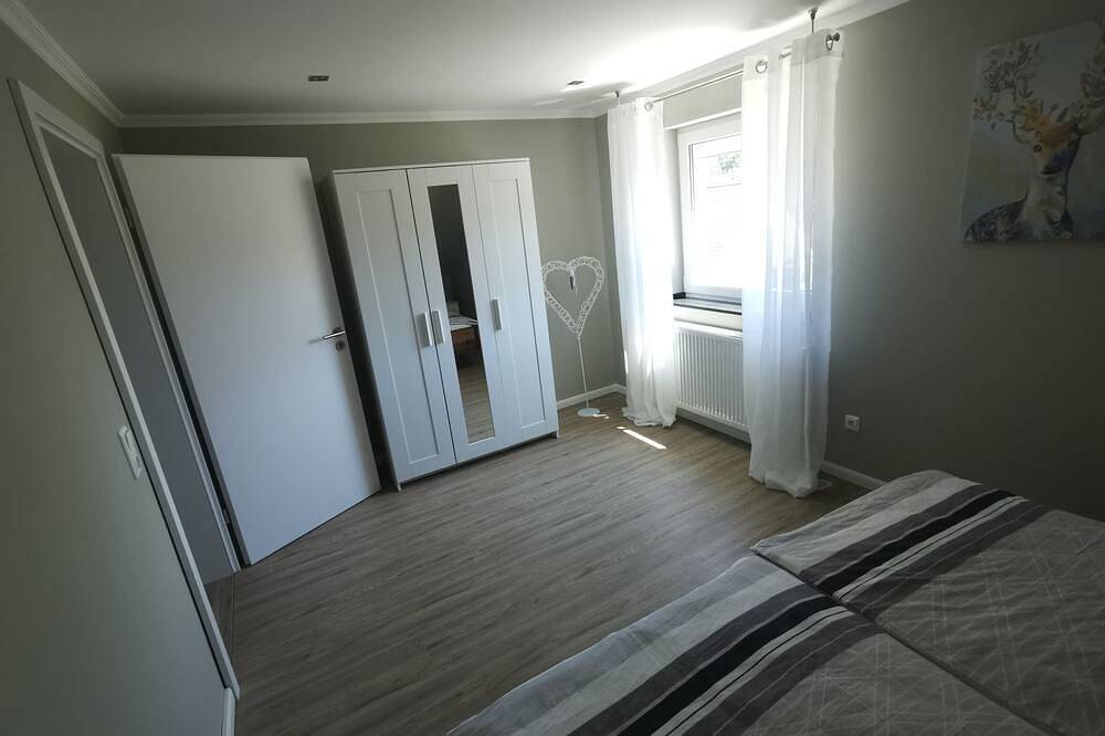 Ganze Wohnung, Top Ferienwohnung 55m² für bis zu 4 Personen in Rurberg am Rursee. in Simmerath, Rureifel (Nordrhein-westfalen)