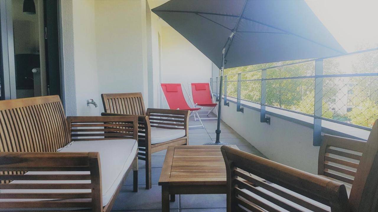 Appartement entier, Apartment with Terrace in Aix-les-Bains, Région de Chambéry
