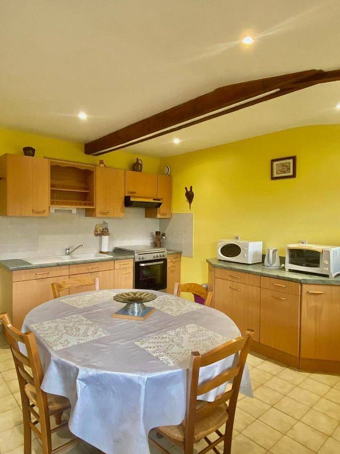 Location de vacances pour 4 personnes, avec jardin et vue à Argouges - 3