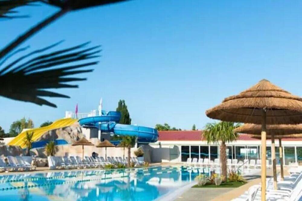 Camping pour 6 Personnes dans Les Mathes, Région de Rochefort