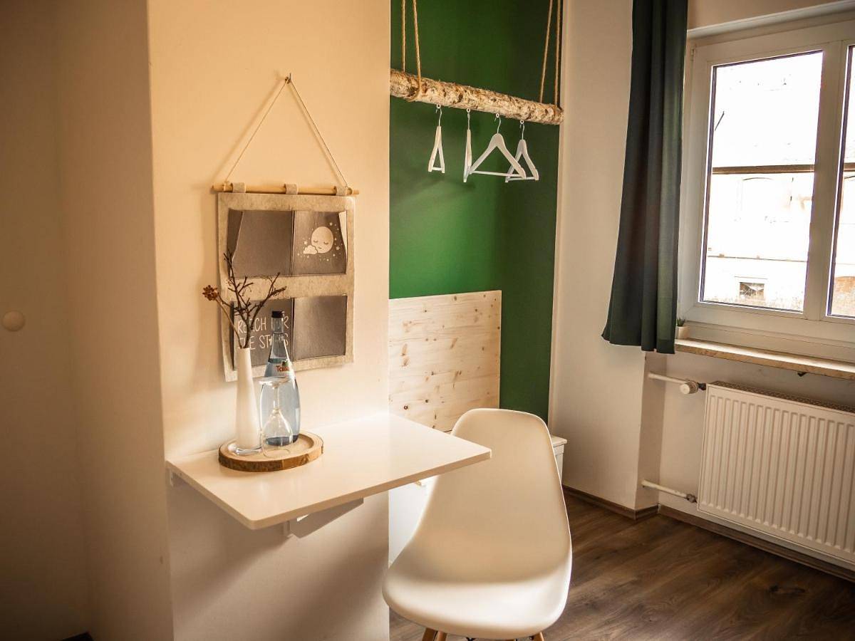 Single Room with Shower in Nuremberg, Frankenalb