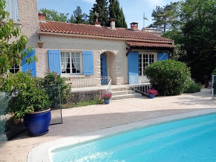 Casa de vacaciones para 4 personas, con piscina y jardín - 1
