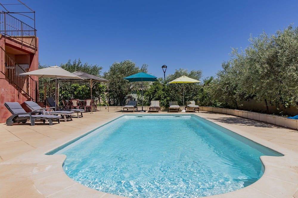 Maravillosa casa de vacaciones privada para 8 personas con WIFI, piscina privada, A/C, TV y terraza in Caromb, Parque natural regional del Mont Ventoux