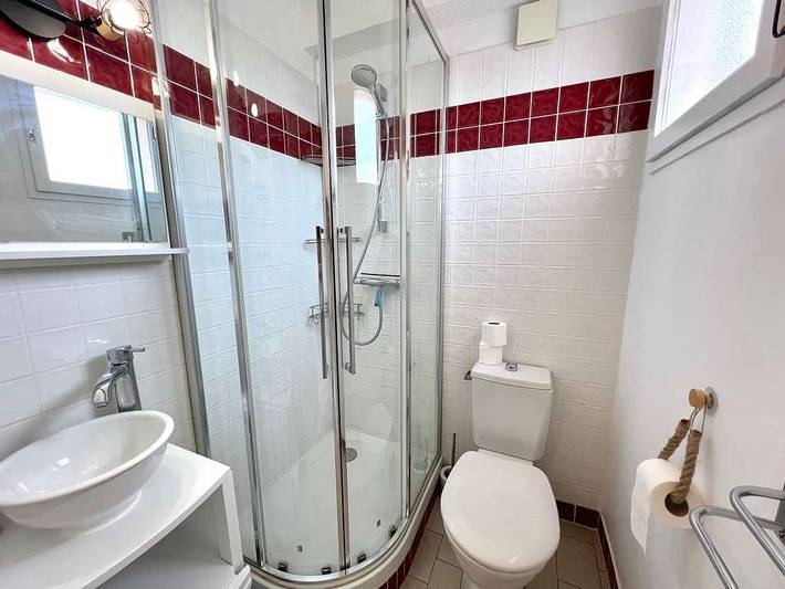 Gîte pour 4 personnes, avec balcon/terrasse, adapté aux familles dans Office De Tourisme De Valras Plage - 4