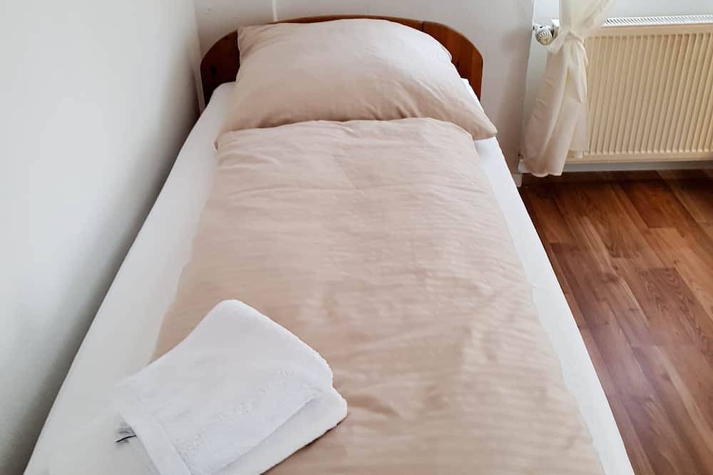 Ganze Wohnung, Gemütliches Privatzimmer mit Gemeinschaftsbad zentral - an der Uniklinik Mainz in Mainz, Rheinhessen