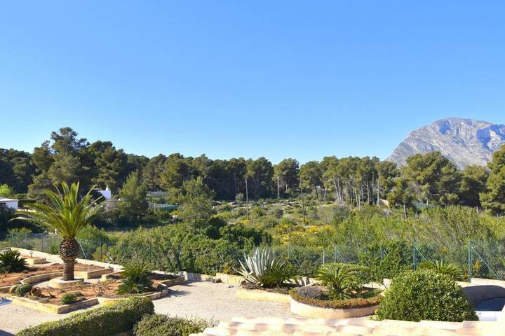 Casa rural para 6 personas, con terraza además de jardín y piscina en Parc Natural del Montgó - 4