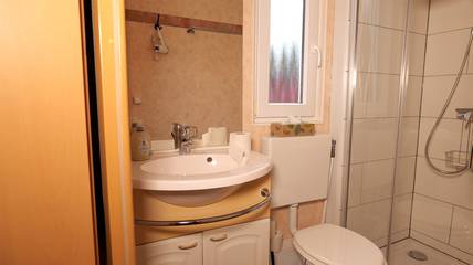 Wohnwagen für 5 Personen in Nideggen, Naturpark Hohes Venn-Eifel, Bild 1