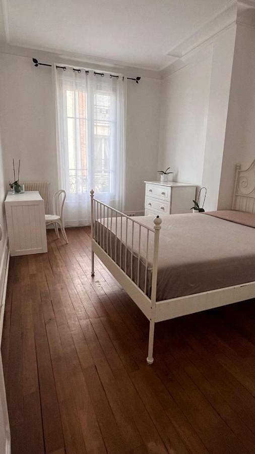 Gîte pour 4 personnes, avec vue à Le Vésinet
