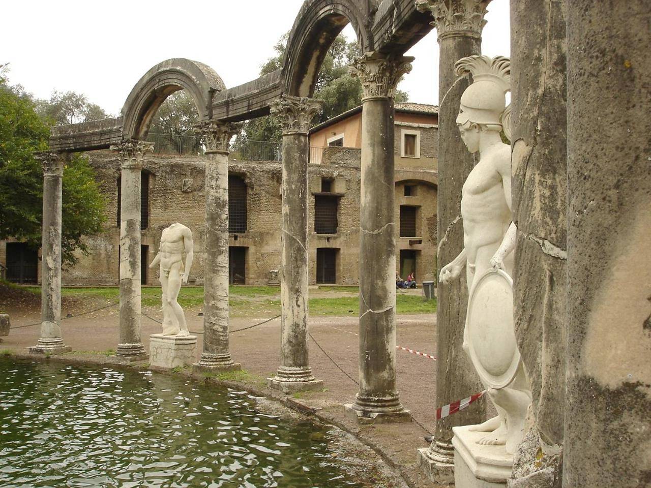 Complesso Riva di Badino in Porto Badino, Terracina