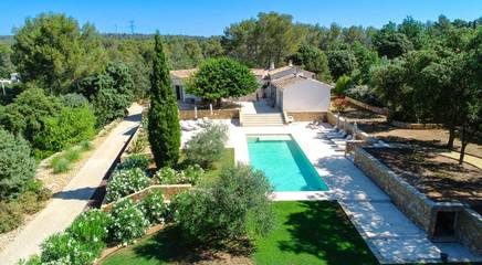 Chambre d’hôte pour 2 personnes, avec jardin et piscine à Lorgues