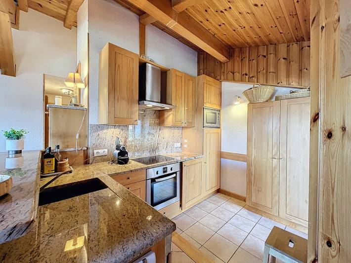 Appartement entier, Appartement 3 pièces tout équipé avec balcon et box fermé, à 1,2 km du centre de Combloux in Combloux, Pays du Mont-Blanc