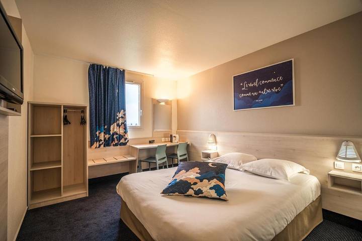 Hôtel pour 3 personnes, avec Terrasse à Carbon-Blanc