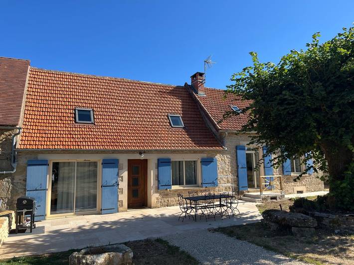 Gîte pour 8 personnes, avec jardin et terrasse