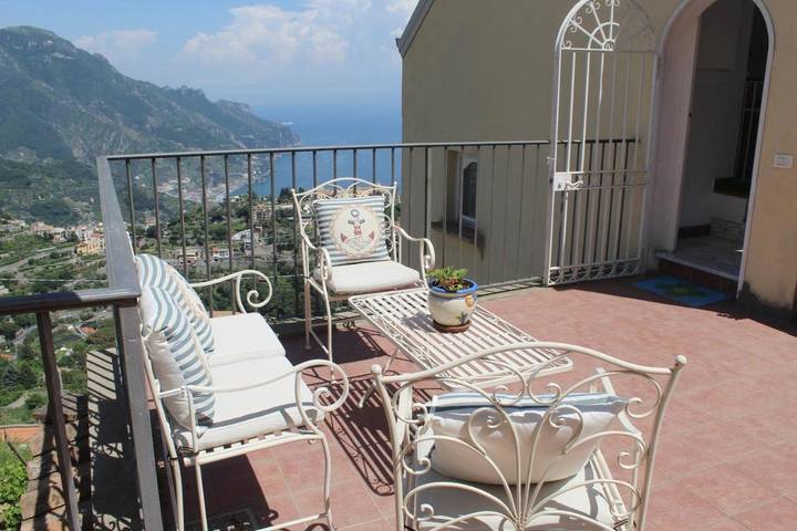 Location de vacances pour 2 personnes, avec jardin et vue à Scala - 4