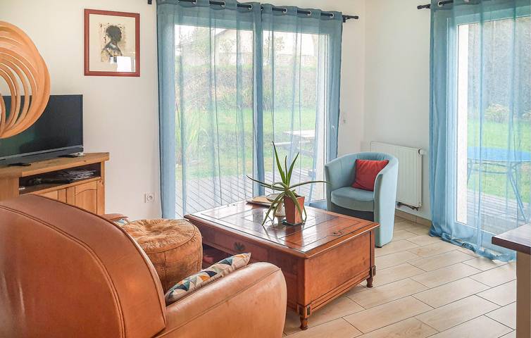 Location de vacances pour 6 personnes, avec terrasse et jardin, animaux acceptés à Trévou-Tréguignec - 3