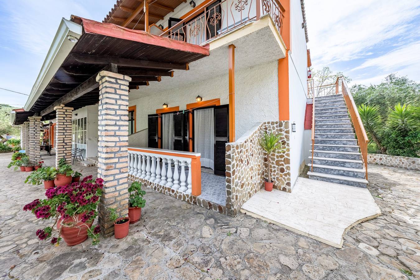 Studio entier, Studio 'Maltas 20' avec terrasse partagée, Wi-Fi et climatisation in Corfou