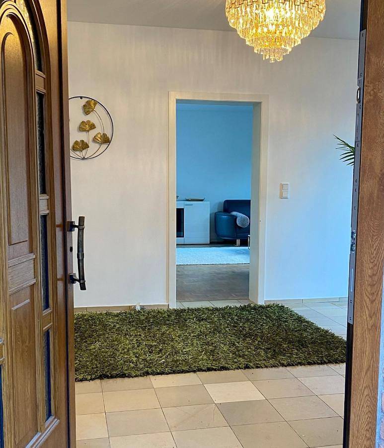 One-Bedroom Villa in Meerbusch, Rhein-Kreis Neuss