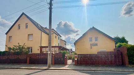 Ferienwohnung für 2 Personen, mit Sauna und Garten, kinderfreundlich in Dessau-Roßlau