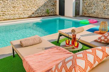 Gîte pour 6 personnes, avec piscine ainsi que jardin et sauna à Candillargues