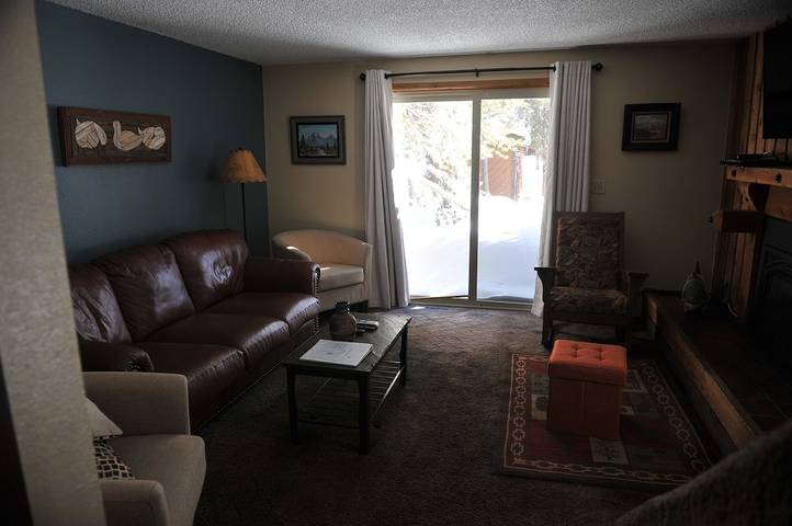 Vacation rental for 8 people, with yard and balcony in West Yellowstone