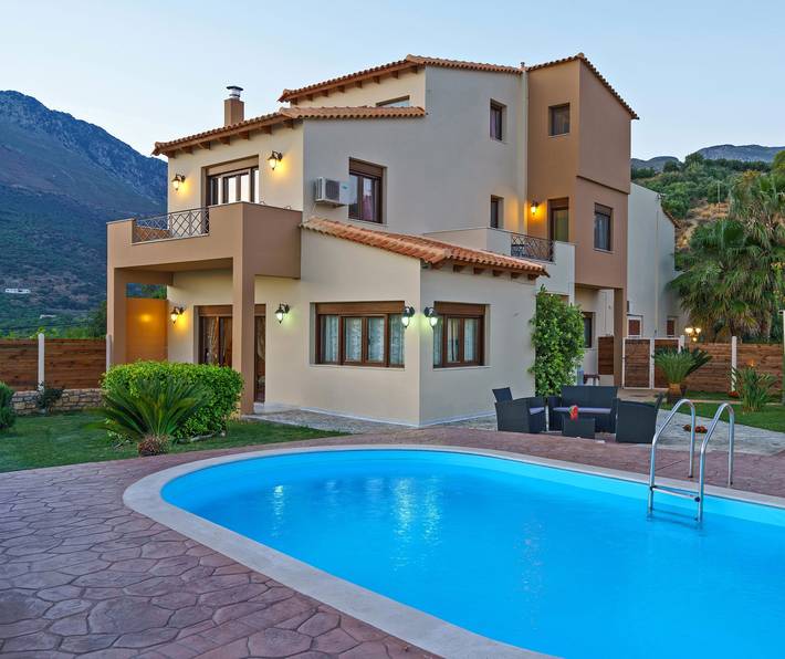 Ferienhaus für 9 Personen, mit Balkon und Balkon/Terrasse sowie Garten in Plakias - 4