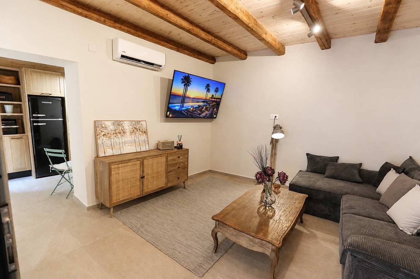 A2 Maisonette - Modern Cretan Living by the Sea in Limenas Chersonisou, Iraklio-Heraklion und Umgebung