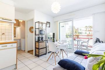 Gîte pour 2 personnes, avec balcon dans Plage Pontaillac