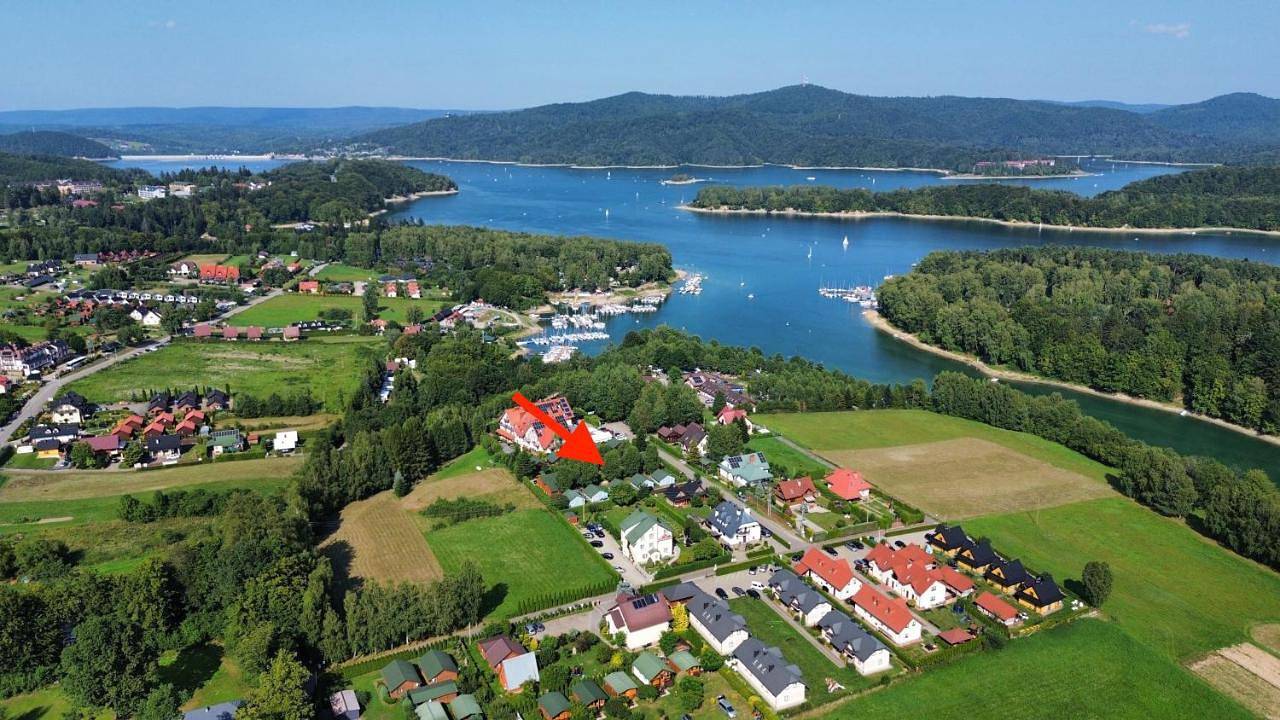 Domki "Na Dworskiej" Polańczyk 696-025-331 in Polańczyk, Karpaty (Polska)
