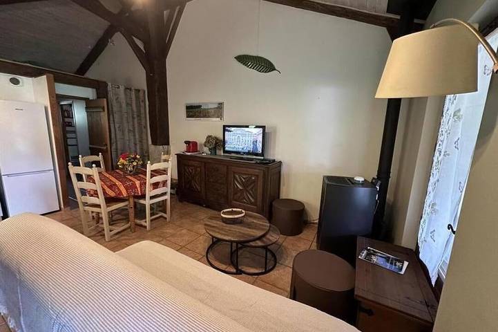 Location de vacances pour 4 personnes, avec jardin et piscine à Benquet - 2