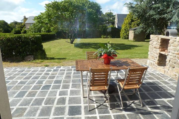 Holiday apartment for 4 people, with garden and terrace as well as hot tub - 1