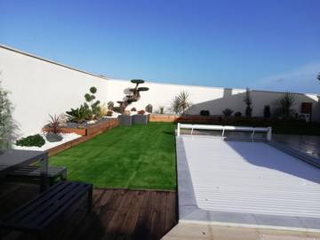 Gîte pour 2 personnes, avec jardin et piscine à Ruffec