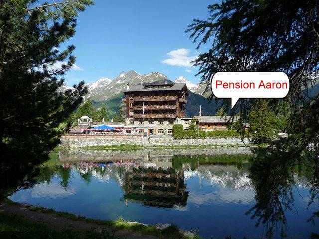 Pension Aaron am See - Doppelzimmer mit Bergblick in Grächen, Walliser Alpen