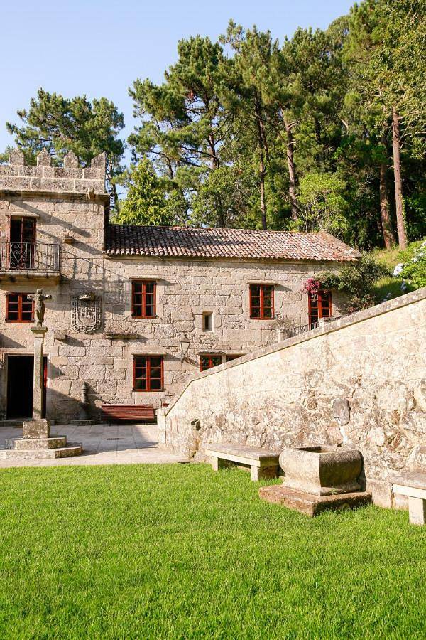 Casa rural para 16 personas, con vistas además de piscina y jardín en Morrazo - 3