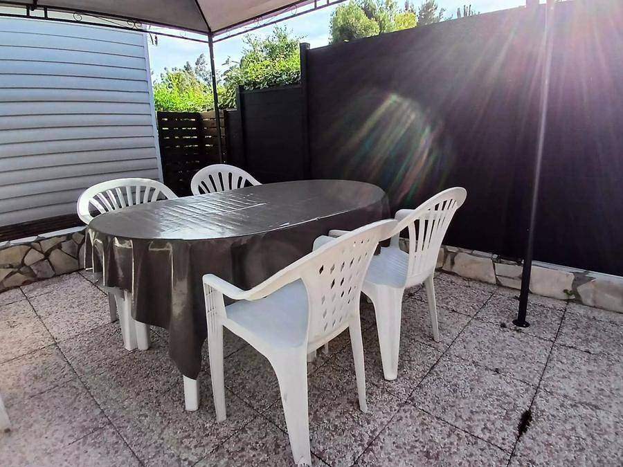 Camping maeva Escapades Parc Valrose - Mobilhome 4 personas - 3 Habitaciones 4 Personas Aire Acondicionado + Tv in La Londe-les-Maures, Region de Toulon