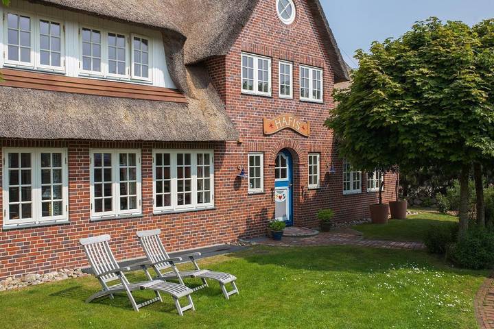 Ferienwohnung für 4 Personen, mit Garten in Nebel