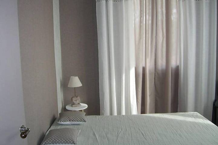 Location de vacances pour 6 personnes, avec balcon/terrasse à Blot-l'Église - 2