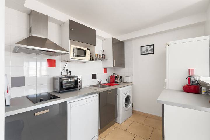 Ganze Wohnung, Ferienwohnung für 3 Personen mit Balkon in Le Lavandou, Parc national Port-Cros