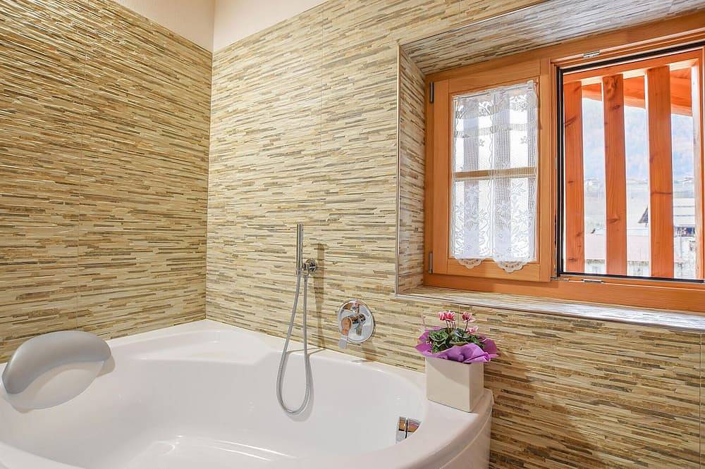 Ładny dom w Terzolas z Wifi in Terzolas, Grupa Brenta