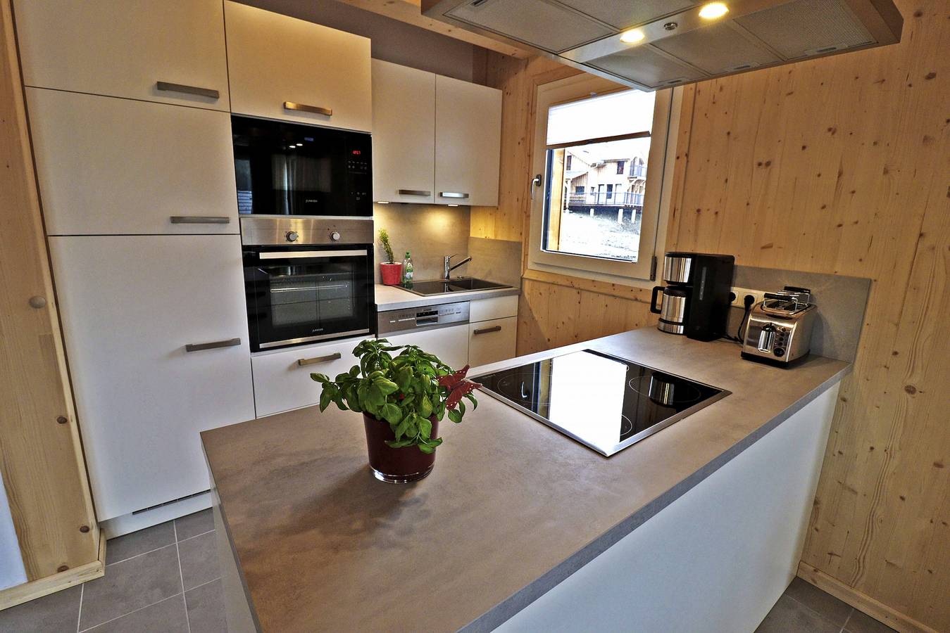 Superior Chalet # 57 with Ir-Sauna & whirlpool bath in Hohentauern, Murtal