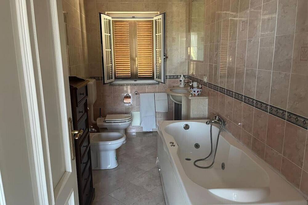 Hssoverato - Camera Matrimoniale in Soverato, Catanzaro Provinz