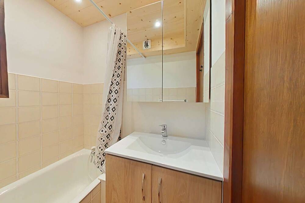 Apartamento entero, Le Grand-Bornand: Estudio cabina, cerca de pistas, 5 plazas in Chinaillon, Le Grand-Bornand