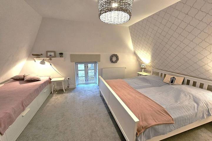 Ganze Wohnung, Allergikerfreundliche Ferienwohnung WattLütt mit Terrasse & Parkplatz in Oevenum in Nordfriesische Inseln (Schleswig-Holstein) (Schleswig-Holstein), Oevenum