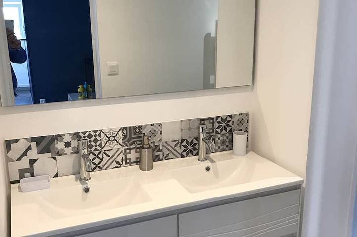 Location de vacances pour 6 personnes, avec terrasse, animaux acceptés dans Saint-Martin de Bréhal - 4