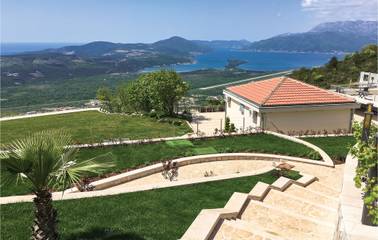 Bungalow für 20 Personen in Montenegro, Bild 4