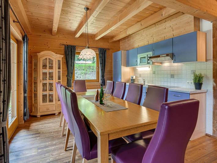 Chalet en Fügen cerca de Spieljochbahn in Tux Alps, Fügen