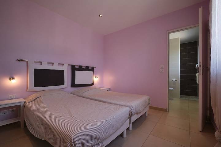 Location de vacances pour 10 personnes, avec jacuzzi et jardin à Saint-Hippolyte (Languedoc-Roussillon) - 2