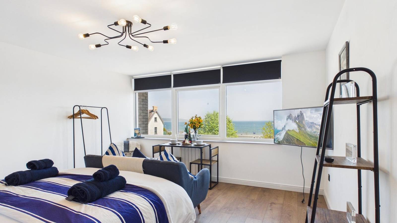 Entire apartment, Swn Y Mor - 1 Bedroom Studio - Saundersfoot in Saundersfoot, Pembrokeshire