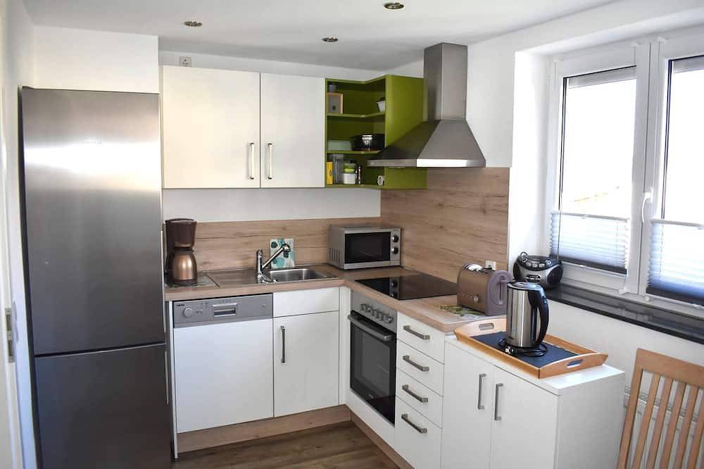 Ganze Wohnung, Ferienwohnung mit überdachter Terrasse und Garten in Leipheim, Bayerisch Schwaben