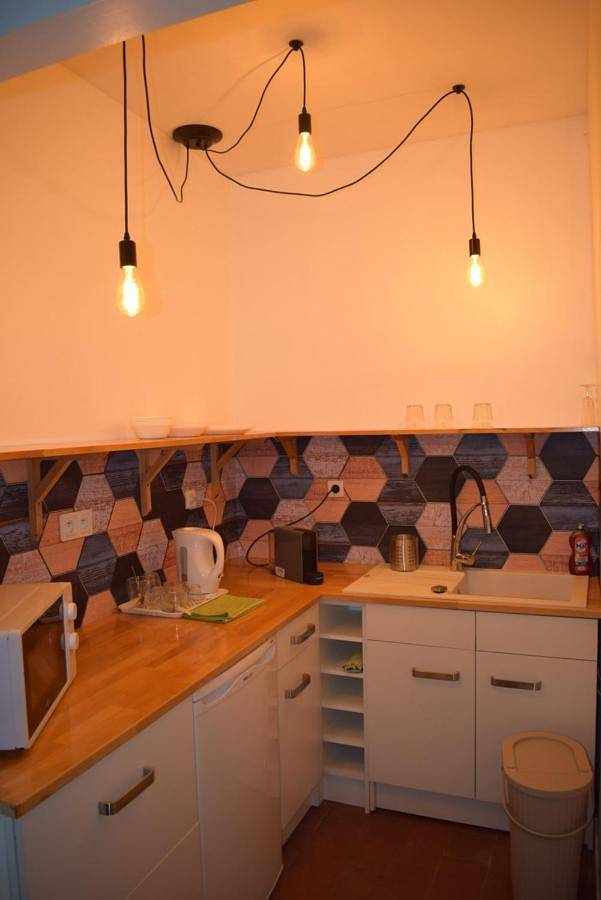 Appartement entier, One-Bedroom Apartment in Aubigny-sur-Nère, Sologne